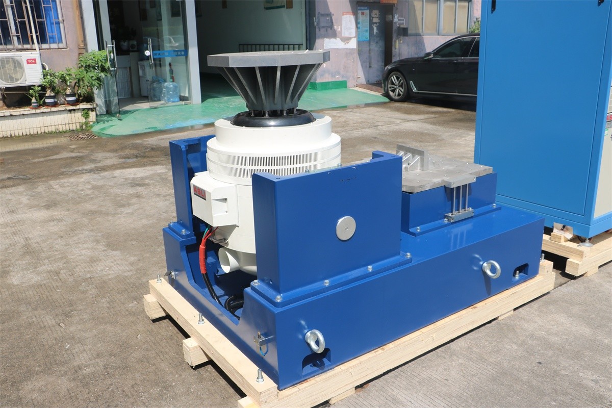 Electrodynamic Shaker Systems Runs Sweep Vibration Test Meets IEC 60068 2 6 Vibration Testing
