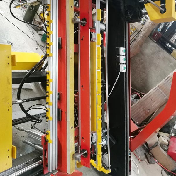 Cheap Automatic CNC Standard Size Combo Pallet Nailing Machine