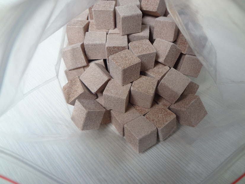 Fat Free Chocolate Cube Candy Full - Bodied / Fragrant 2.75 G * 50 Pcs