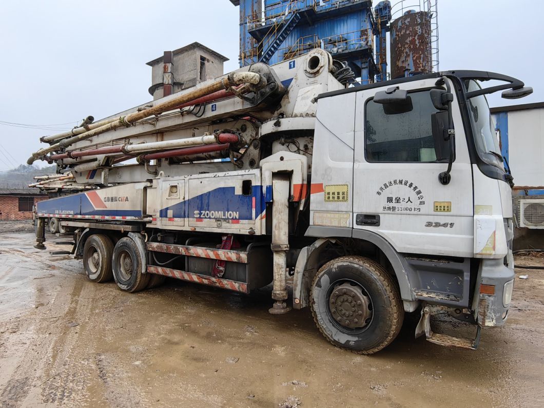 Zoomlion 47m Used Concrete Boom Pump Construction Equipment