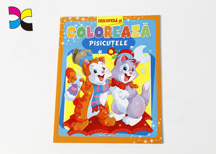 Saddle Stitching Matt Brochure Printing Services Art Paper Trifold Glittering