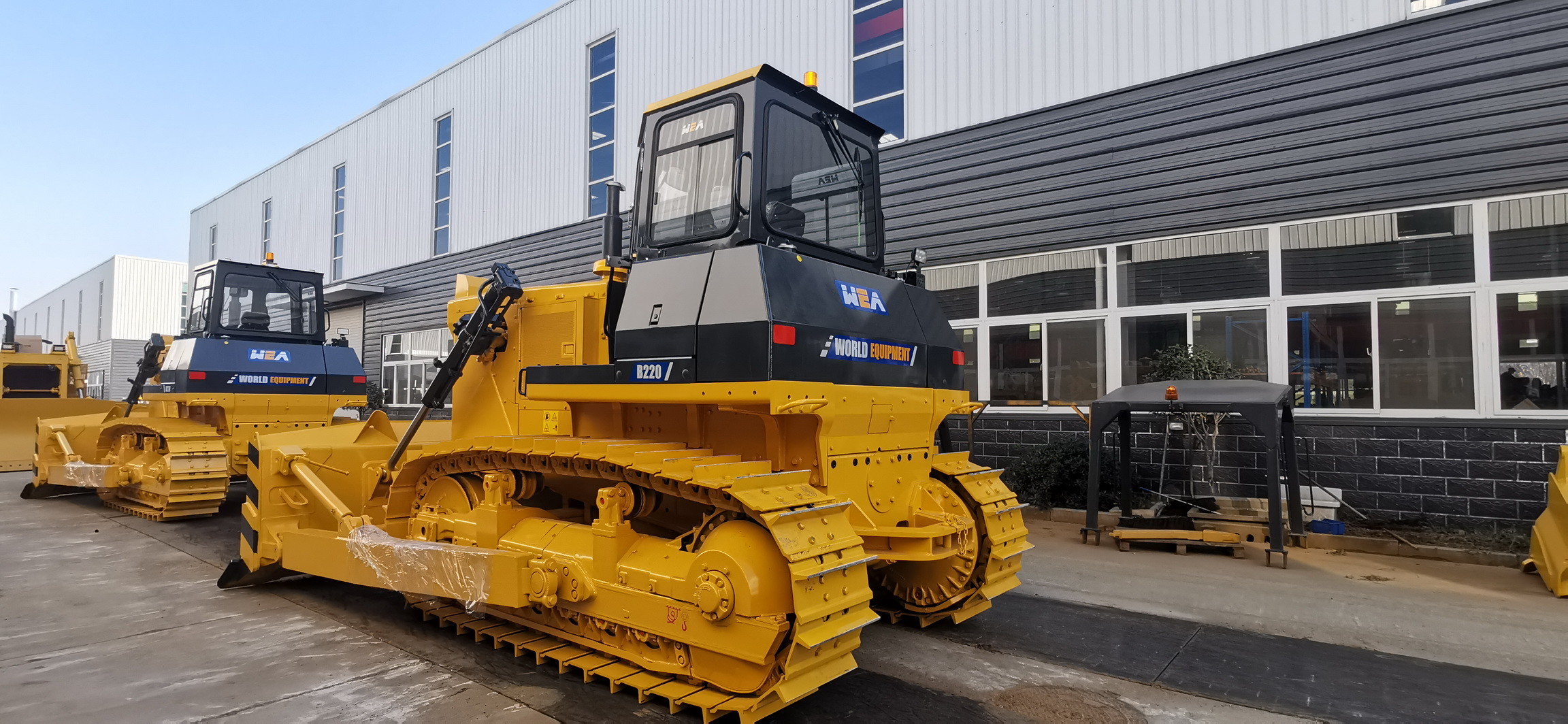 6.4m³ Heavy Equipment Dozer With 3725mm Blade Width And Cummins NT855 Engine