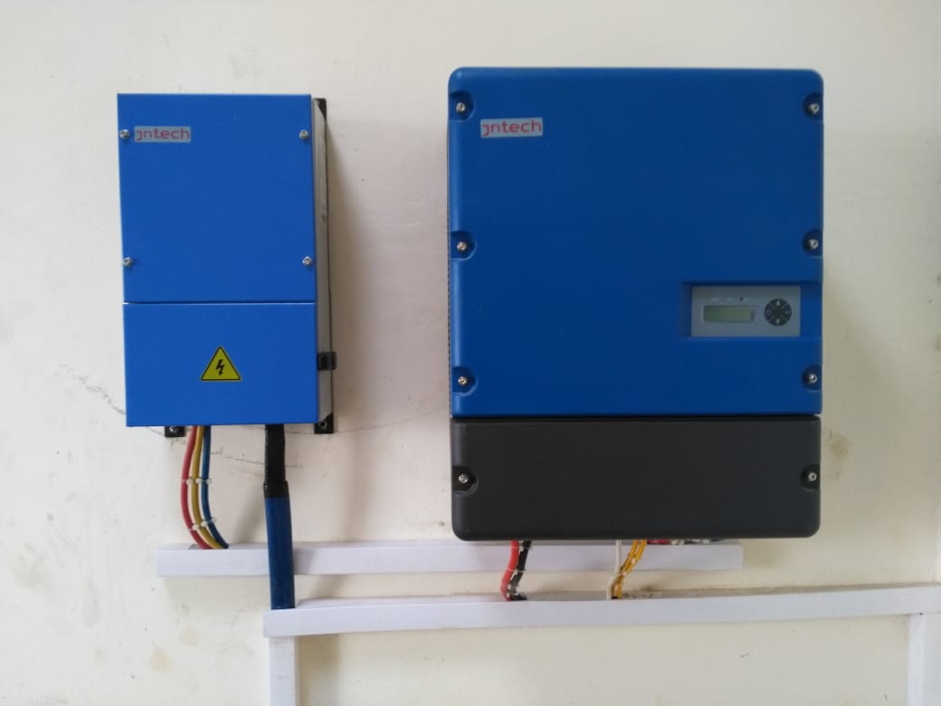 18.5kW Three Phase Solar Inverter , Solar DC To AC Inverter With MPPT