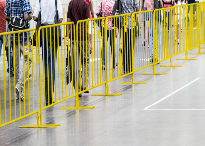 Outdoor Crowd Control Barriers , Crowd Control Fencing For Concert Barricades