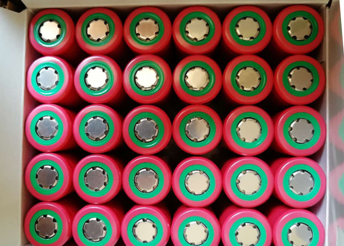 High Current 1600mAh 3.6 V Lithium Battery Cell For Flashlight CC-CV Charge Method