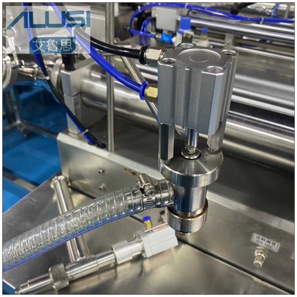 High Quality Horizontal Semi Auto Pneumatic Liquid Filling and Packaging Machine
