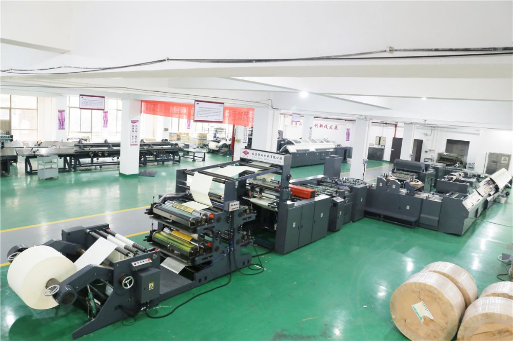 45 cycles/min Fully Automatic Glue Binding Notebook Making Machine 250 m/min High Speed