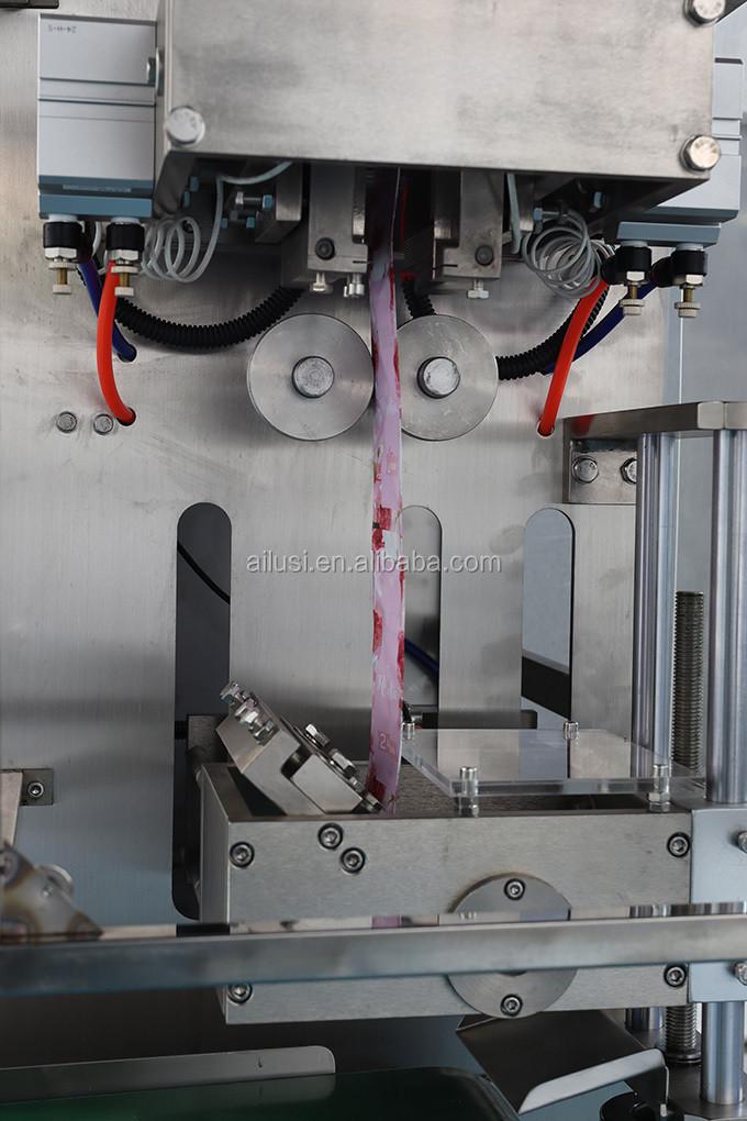 Full Automatic Plastic Bag Drinking Pure Sachet Water Packaging Machine