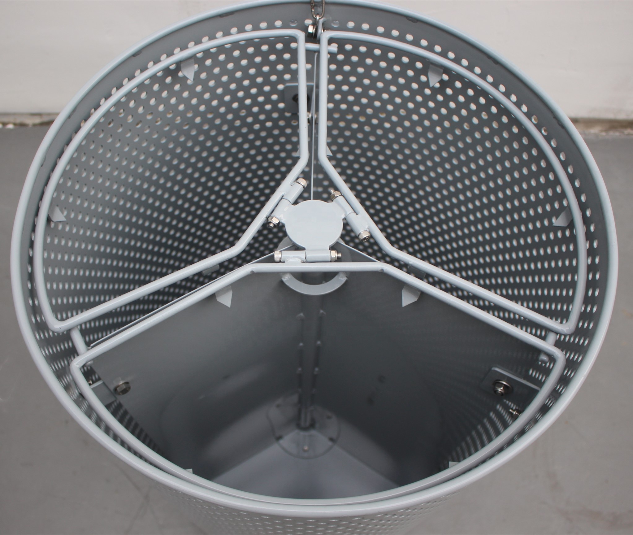 Perforated Metal Recycle Waste Bin , 3 Compartment Garbage Can For Patio Outdoor