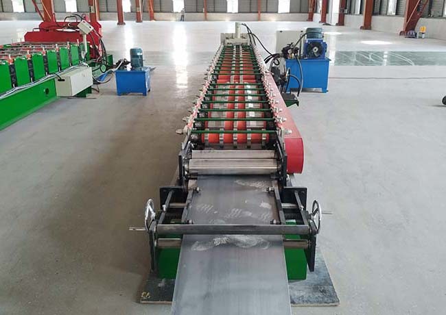 Hydraulic Rain Gutter Roll Forming Machine / Round Downspout Machine Input Width 300mm
