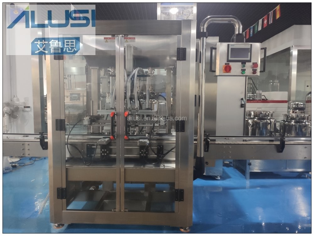 Ailusi SUS304&316L Plastic Bottle Liquid Filling Capping Production Line with Round Bottle Labeling