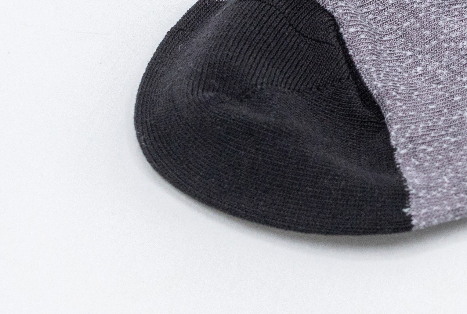 Snngging Resistance Elastane Cotton Dress Socks With Grey / Black Stripes