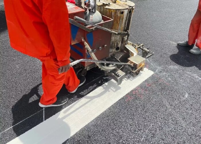 Power Driven Thermoplastic Road Marking Machine , Hand Push Road Line Marking Equipment