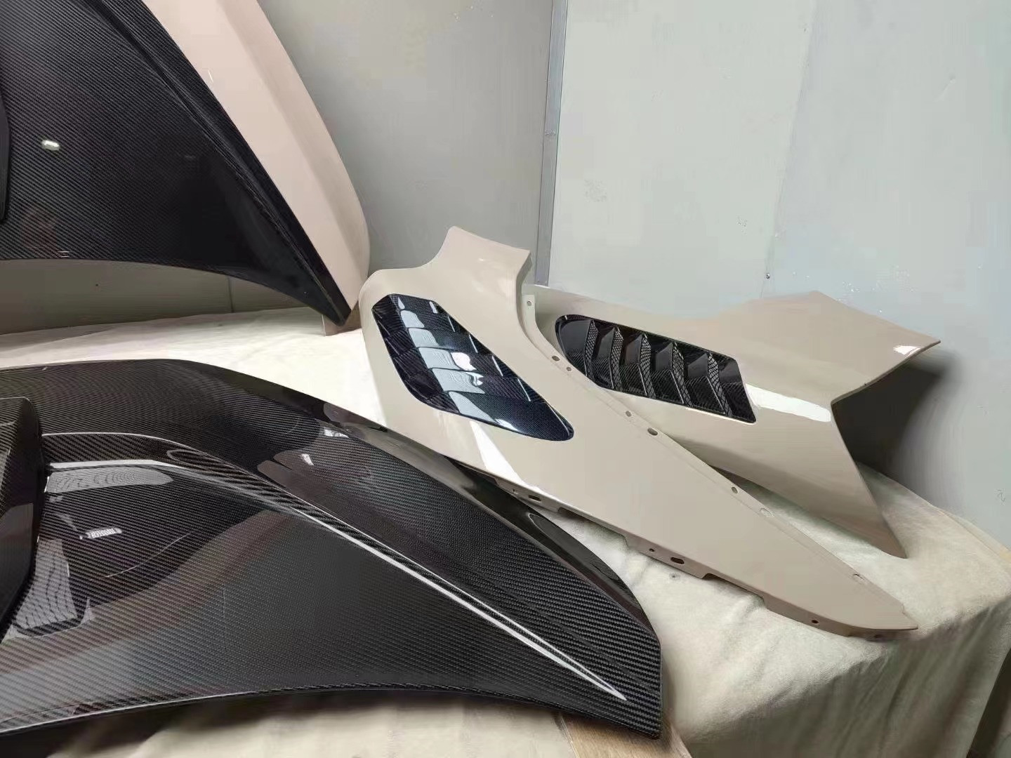 For McLaren 720s Carbon Fiber Body Kit 720s Upgraded VORS Style Carbon Fiber Fender Guard Body Kit