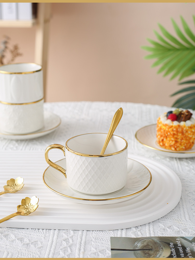 Modern White Ceramic Cups and Saucers Nordic Elegant Bone Cup Set for Water Mugs