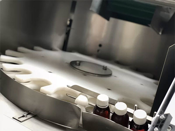 Automatic Bottle Feeder Machine For Small Bottles