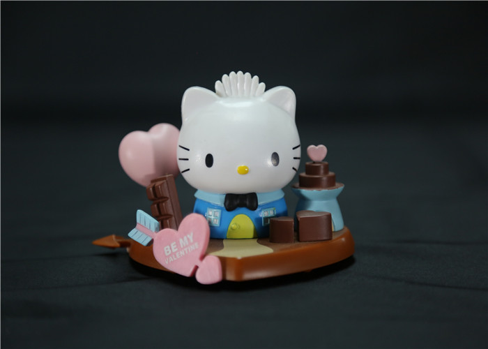 Valentine'S Day Hello Kitty Plastic Figurines Eco - Friendly PVC ABS Material