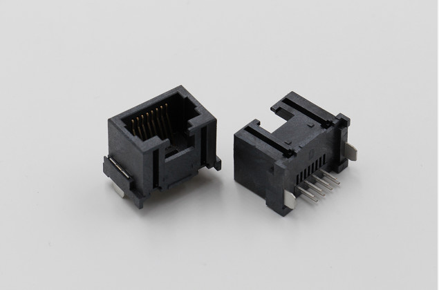 Single Port Shielded SMT RJ45 Connector R / A 50 U" Gold Plating Contact Terminal