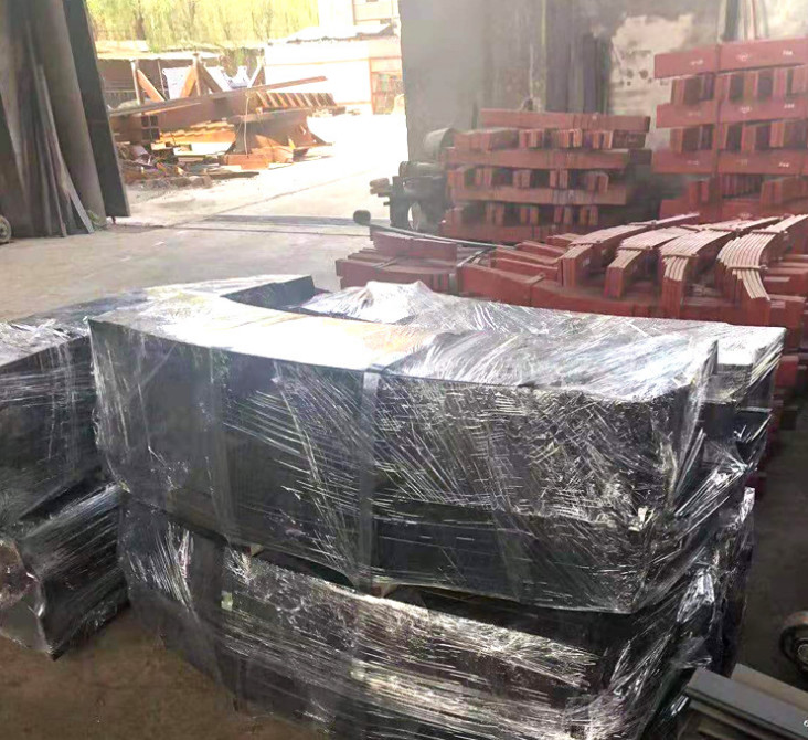 7 Leaf Trailer Slipper Leaf Springs 1637mm 265kg For Trailer Suspension ODM