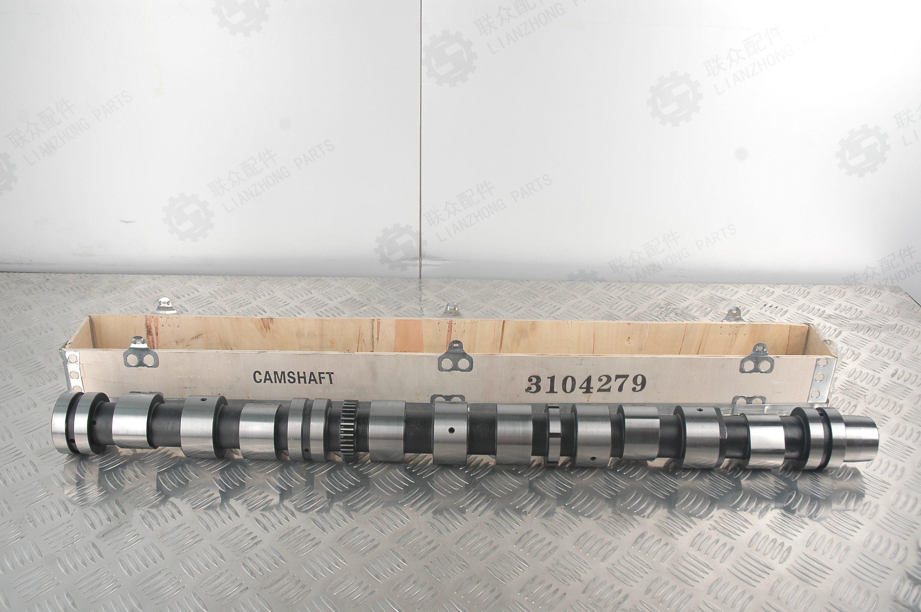 Cummins X15 ISX15 QSX15 Diesel Engine Parts Standard Excavator Camshaft Assy 3104279