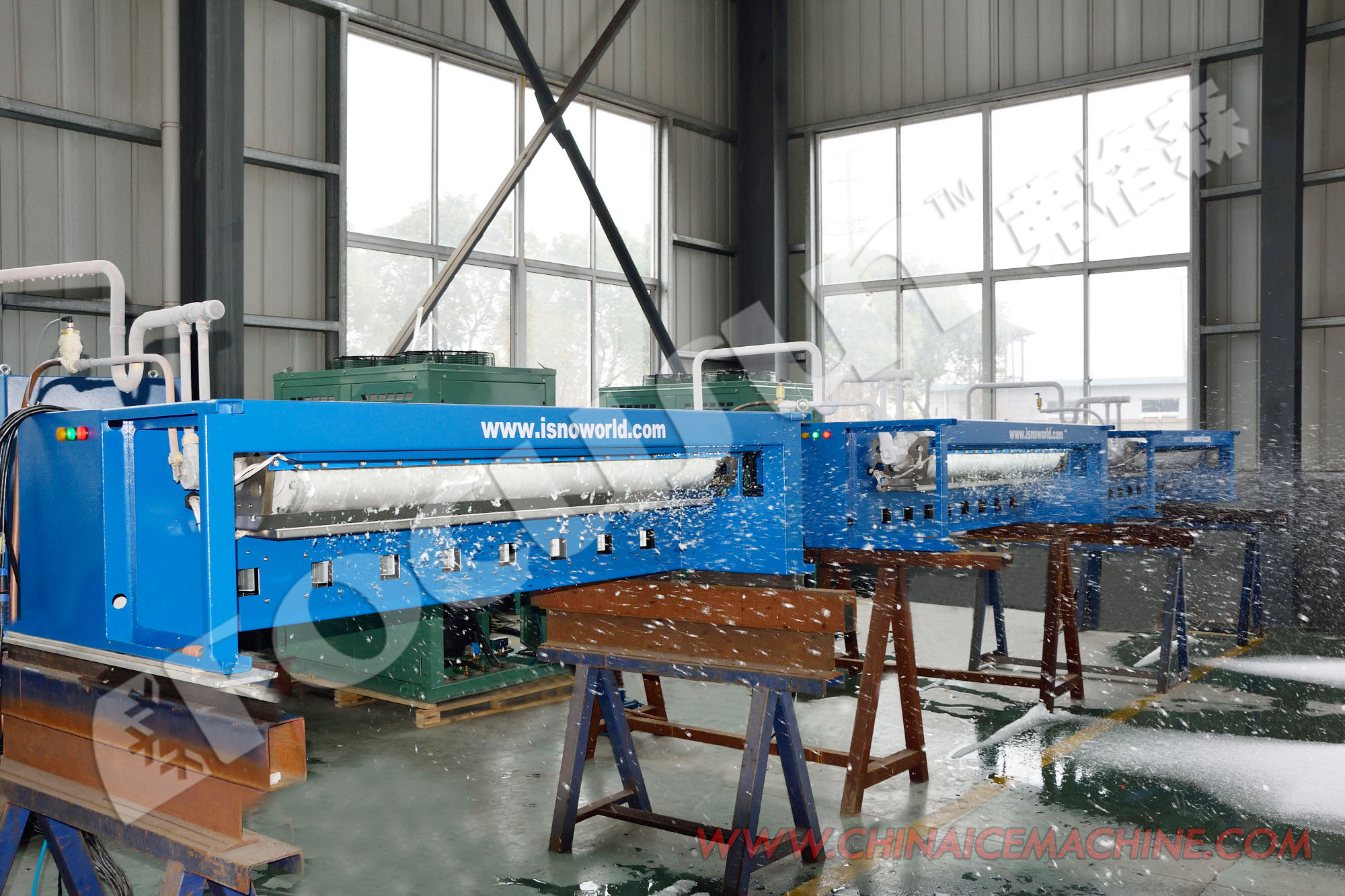 Simens Control System Snow Falling Machine 1500kg/24hours for Indoor Snowfalling