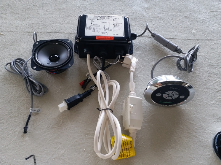 China whirlpool jacuzzi hot tub SPA computer