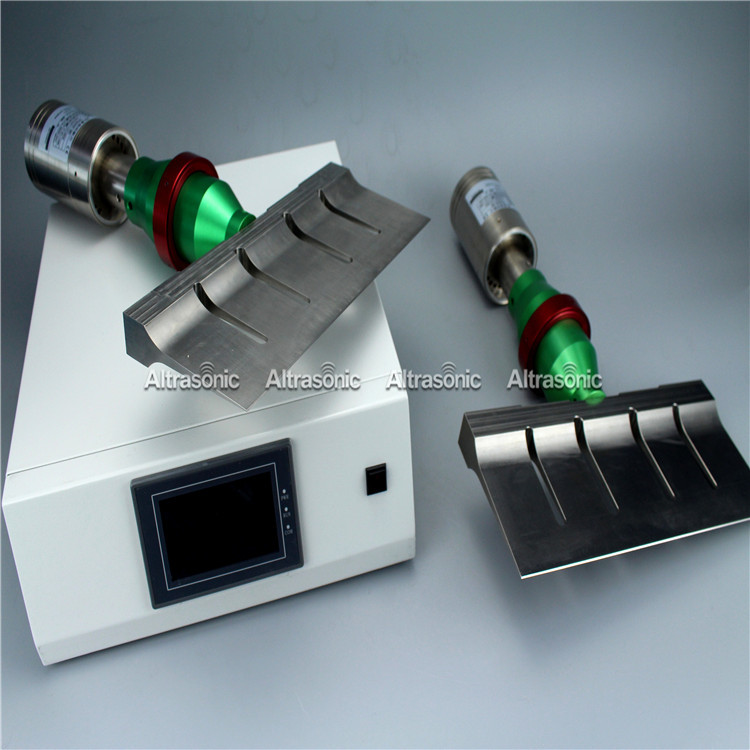 305mm Dough Slicing Ultrasonic Food Cutting Machine With Digital Generator