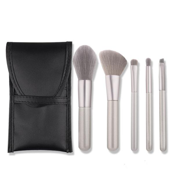 Quality Professional Foundation Wooden Handle Makeup Brushes For Daily Applications for sale