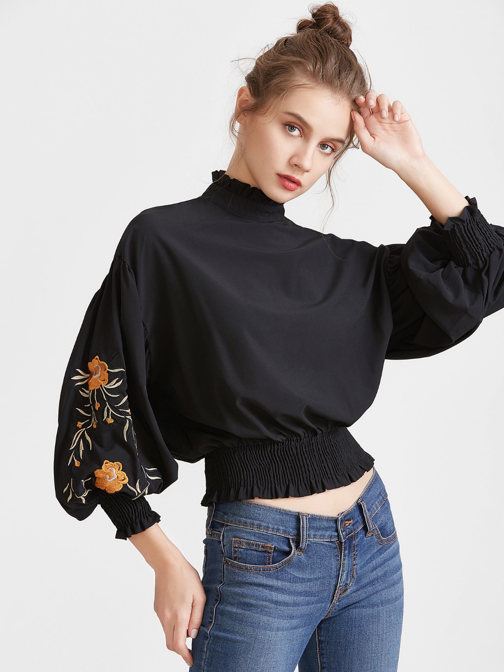 2017 Fashionable black embroidered blouses for women