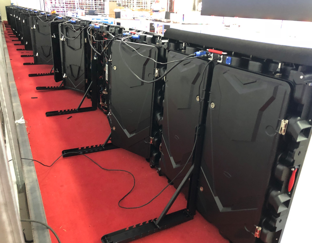Stadium Perimeter LED Display High Energy Efficiency and 1/3 Scale Constant Current Drive Mode for Low-Cost Sports Venues