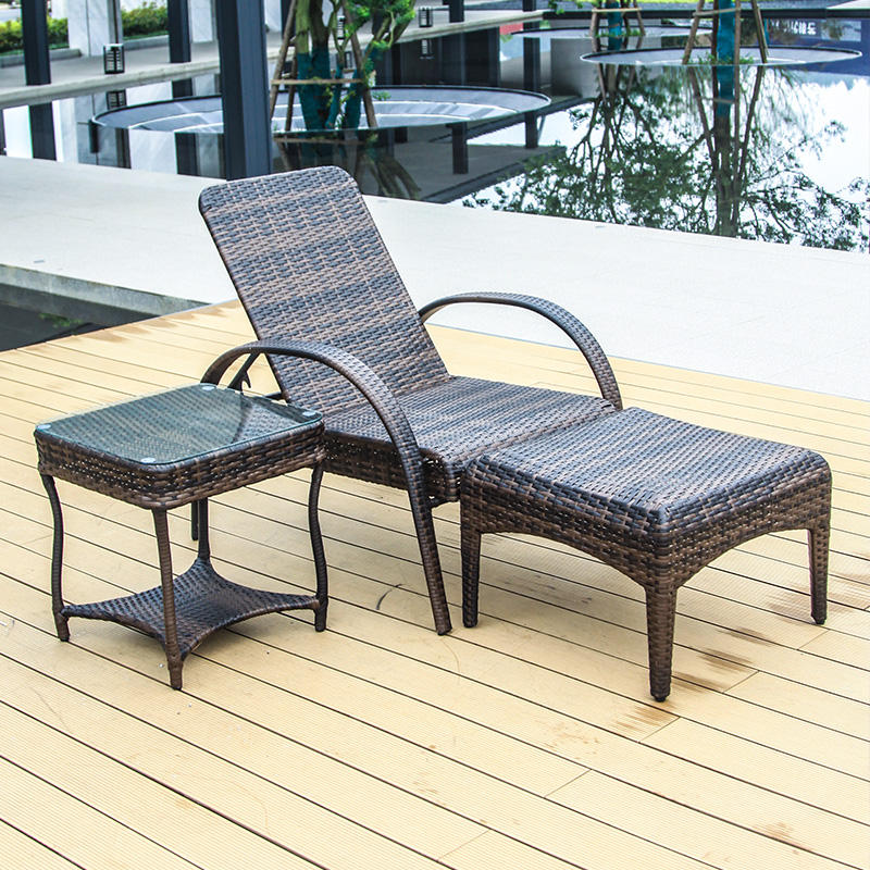 Waterproof Outdoor Lounge Furniture Swimming Pool Lounge With Handrail