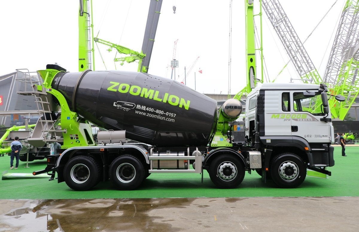 High Efficiency Shacman WEICHAI Concrete Mixer Truck with Cummins Engine