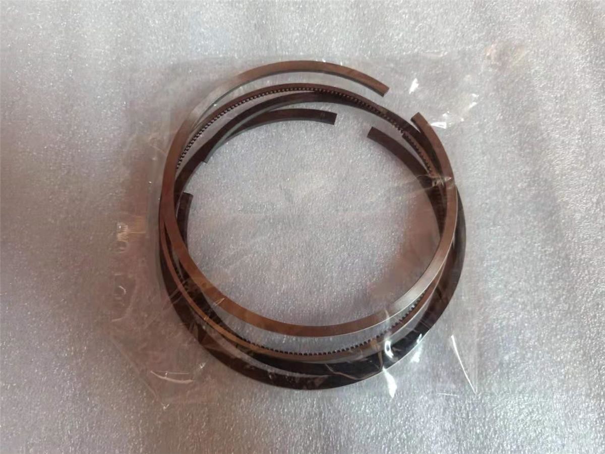 4HK1 6HK1 Engine Piston Ring Kit 8-94391502-4 8-98017166-0 Piston Quad Kit For ZAX240-3