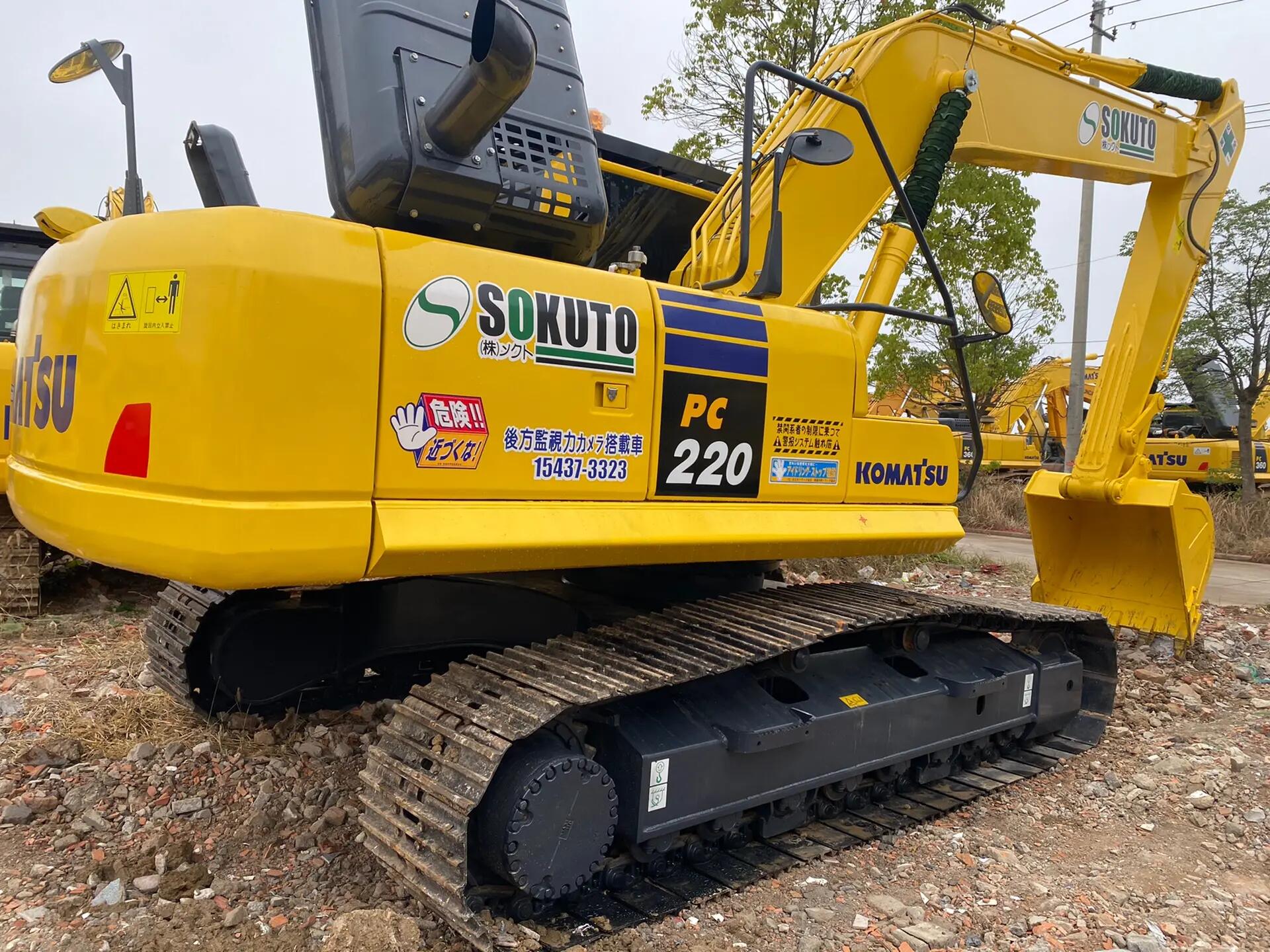Komatsu PC220-8MO Excavator with Original Hydraulic Valve and Pump in Good Condition