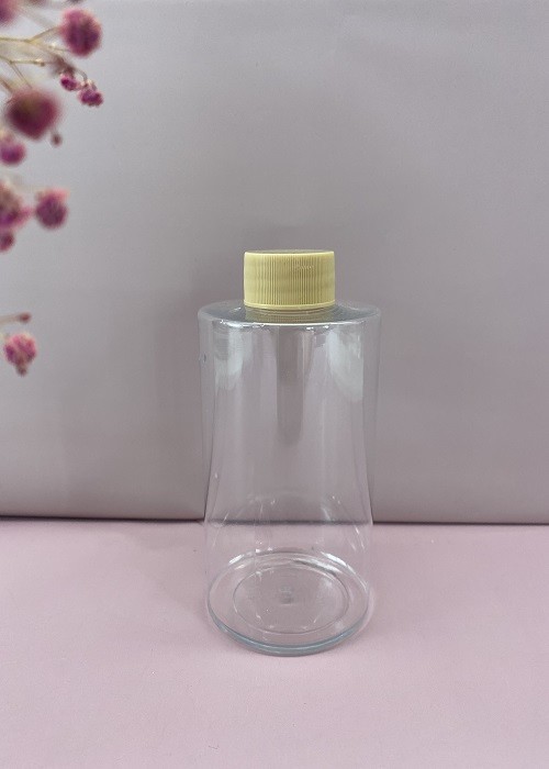 600Ml Empty Plastic Juice Bottles with Lids – Cylinder Drink Containers - Great for Storing Homemade Juices, Water