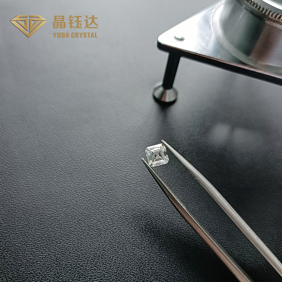Carbon Round Brilliant Cut Lab Grown Diamonds IGI Certified