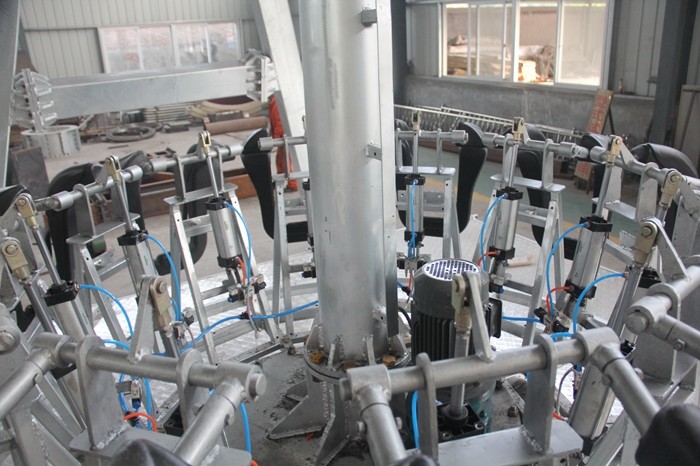 Indoor 12 Seats Big Pendulum Ride FRP Material With Circular Gondola