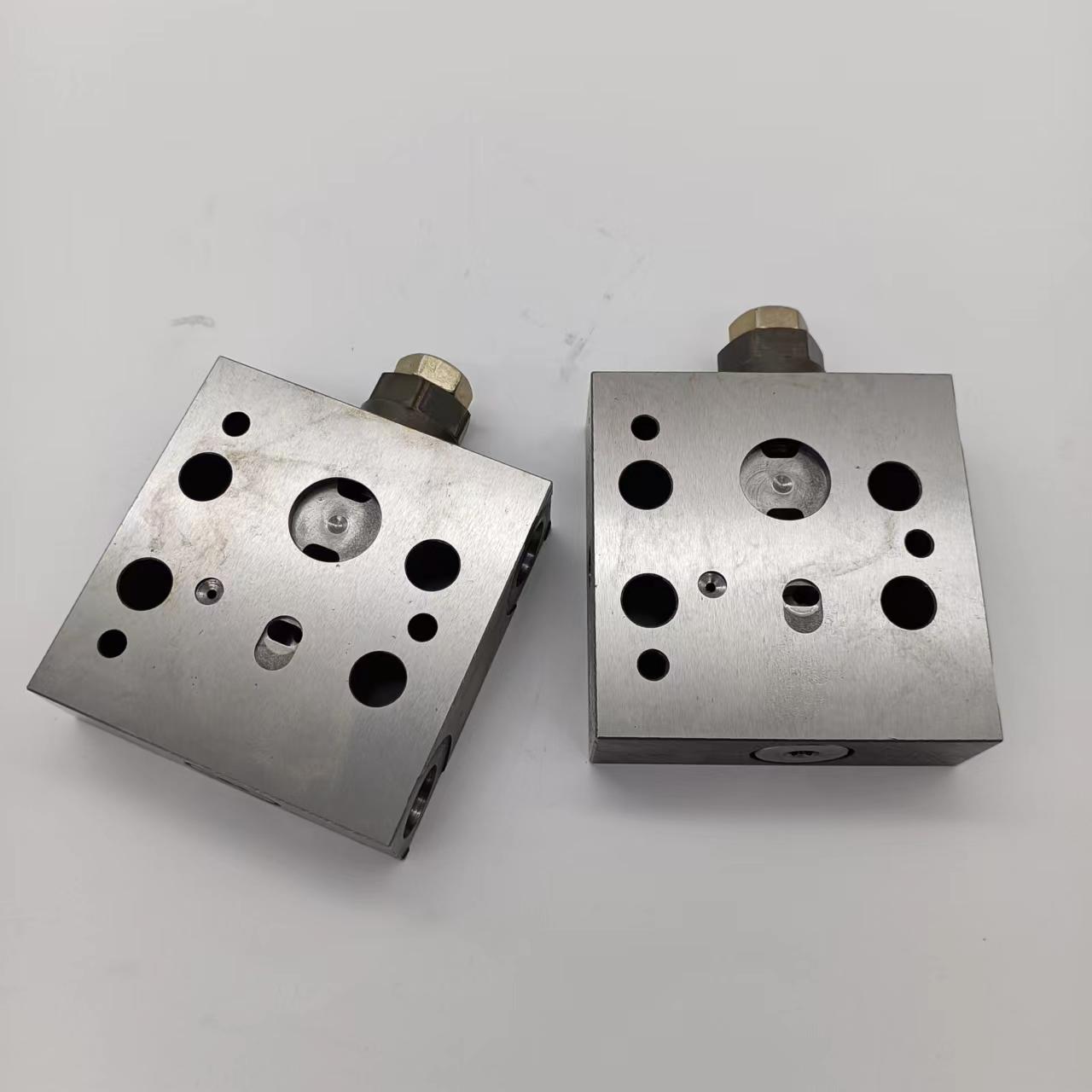 Komatsu PC200-6 Excavator Compression Relief Valve 702-21-09147