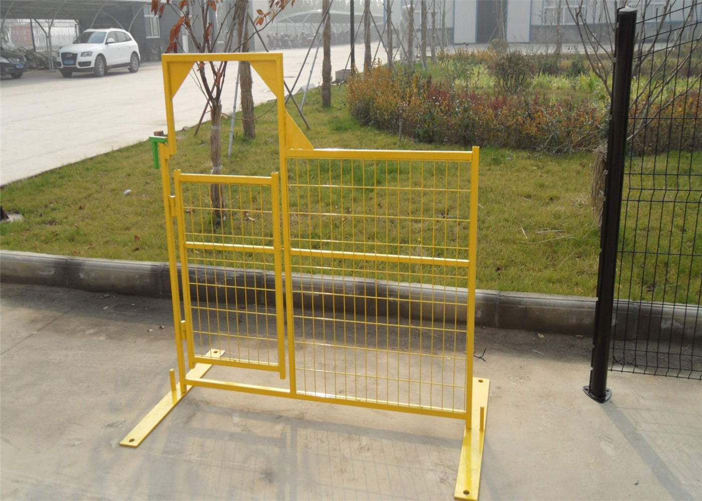 weld wire canada standard construction fence 6'x10' mesh 3'x12' diameter 9 gauge interpon powder coated RAL5005
