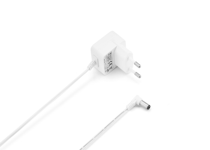 UL/CE/FCC/ROHS Certified Medical Grade AC Adapter with Auto recovery Short Circuit Protection