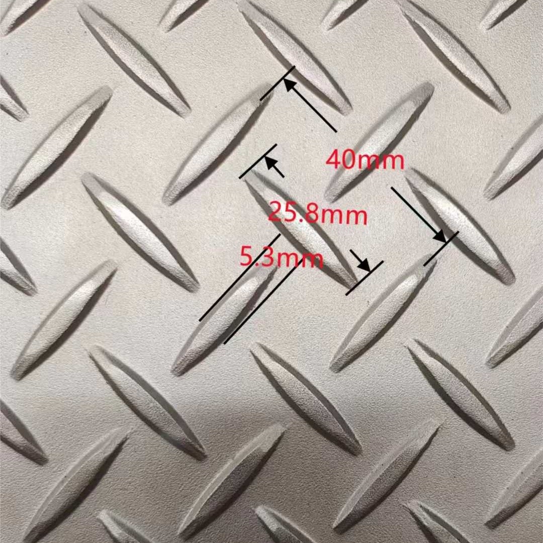 SUS-304 Nickerl 8 ~ 10% HR Hot Roll ASTM-A240M-304 Chequered Plate Pattern Flat 4mm*1219*2438mm