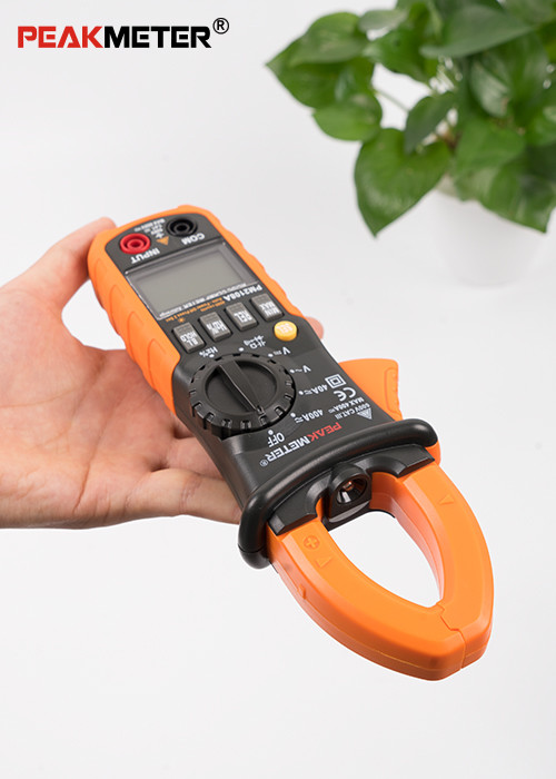 Digital Multimeter Capacitance Meter Low Voltage Indicating With Transistor Measurement