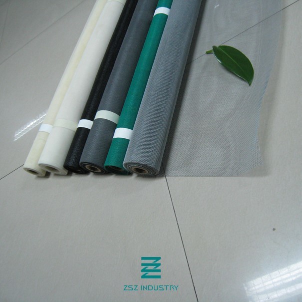 Flexible Weld Mesh Fencing Rolls Flat Weave Fiberglass Netting 84" - 108" Width