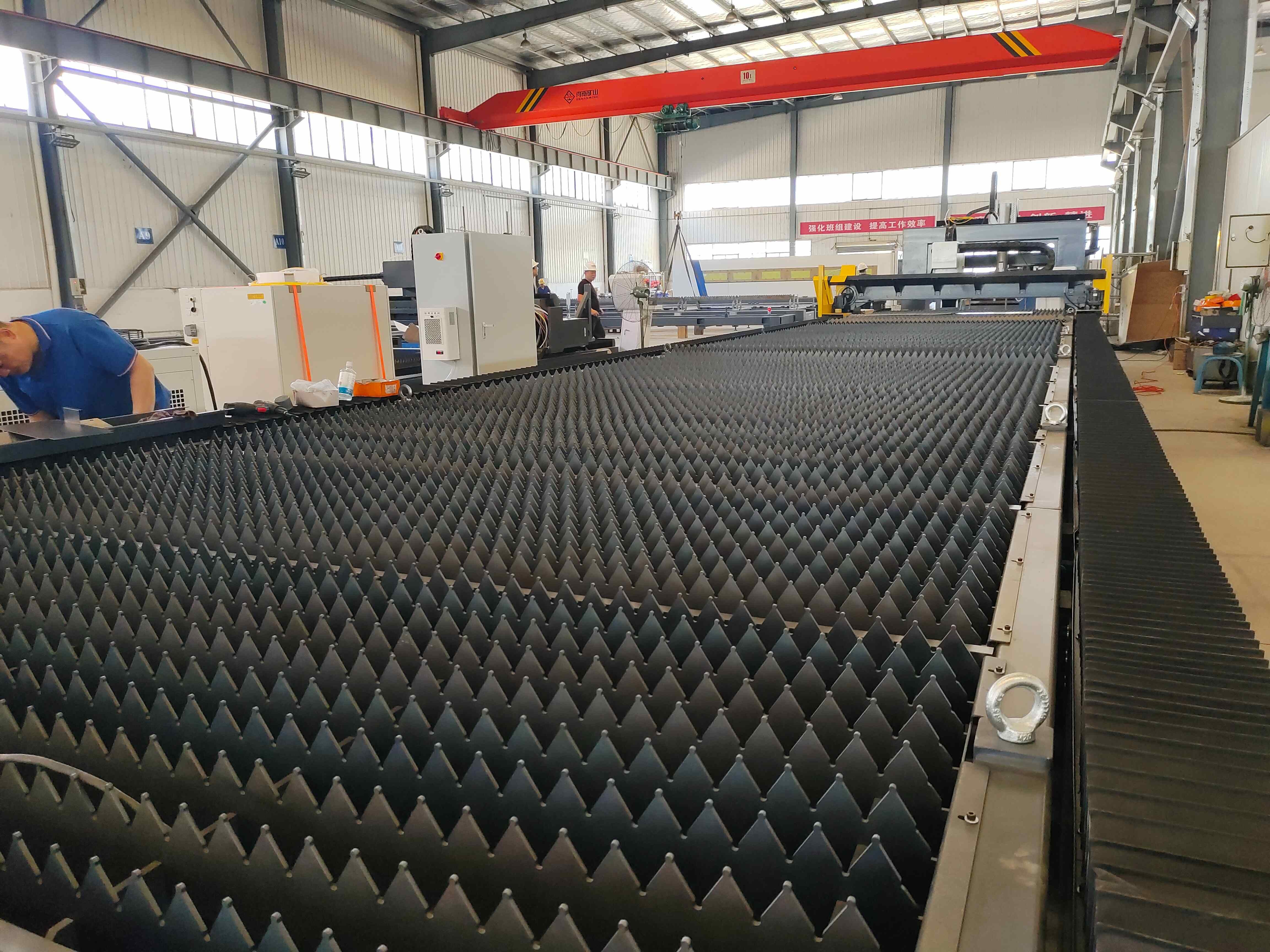 Sheet Laser Cutting Machine For 0.5mm-25mm Cutting Thickness And ±0.02mm Repeat Positioning Accuracy