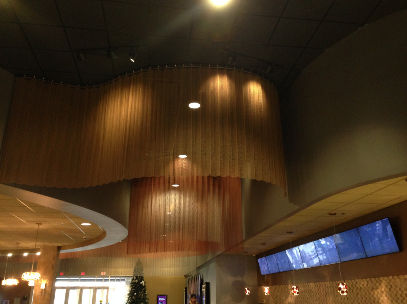 Anodic Oxidation Aluminum Coil Metal Mesh Curtain Interior Exterior Decoration
