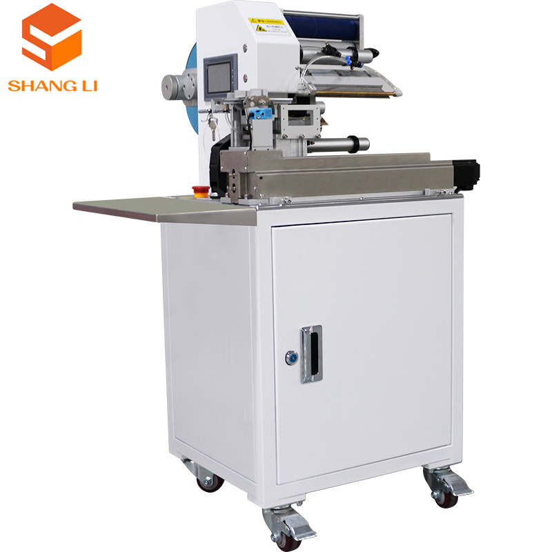 Electric Driven Wire Sticker Folded Flag Labeling Machine for Carton Packaging Market
