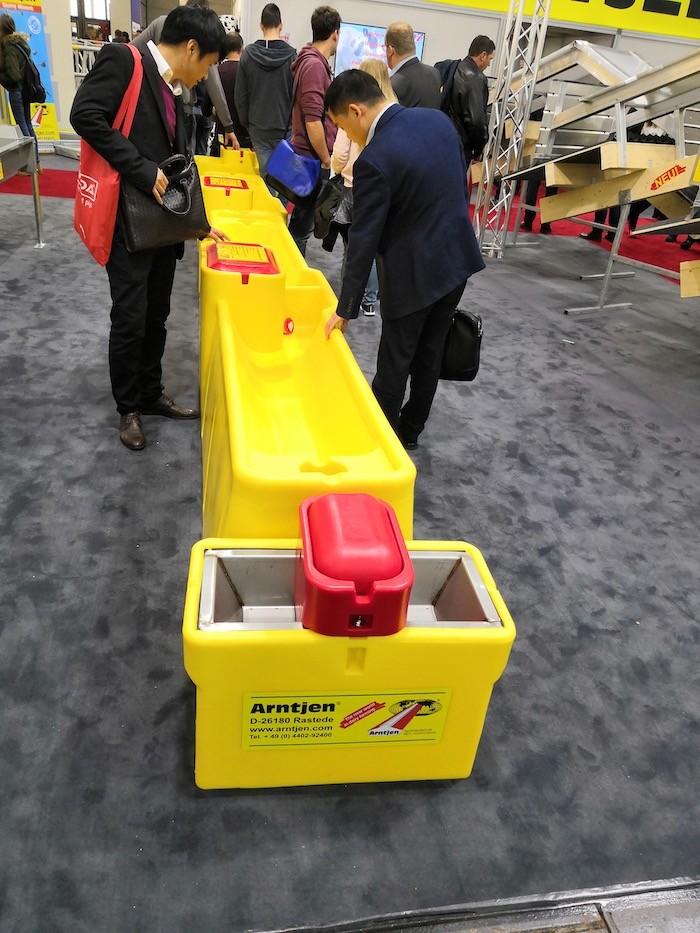 Hdpe Rotational Moulding Raw Materials Mould In Feed Sink