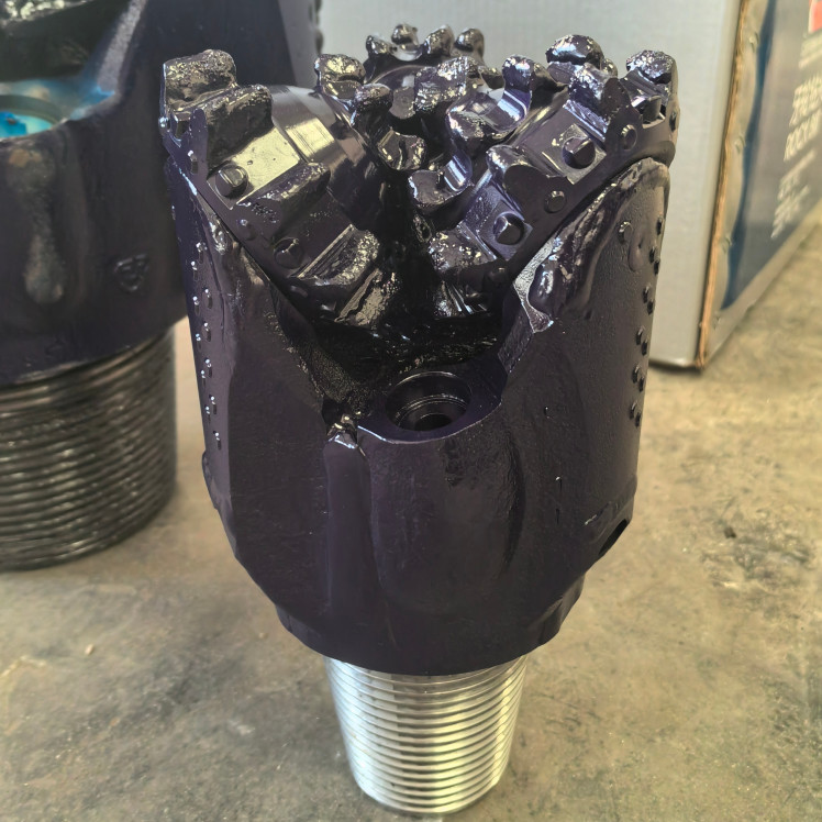 API Standard Mill Tooth Steel Tooth Tricone Bit