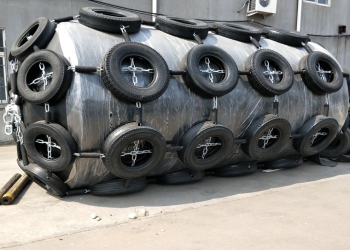 Polyurethane Elastomer Marine Foam Filled Boat Fenders Safty Dock Fender