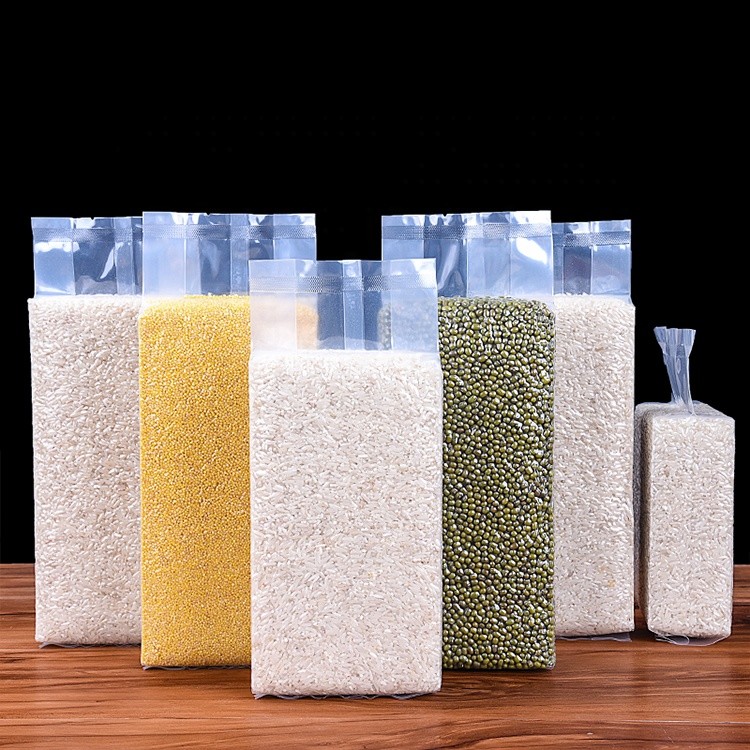 BPA Free 100 Microns Stand Up Packaging Pouches For Dog Food , PE Custom Printed Food Packaging Bags
